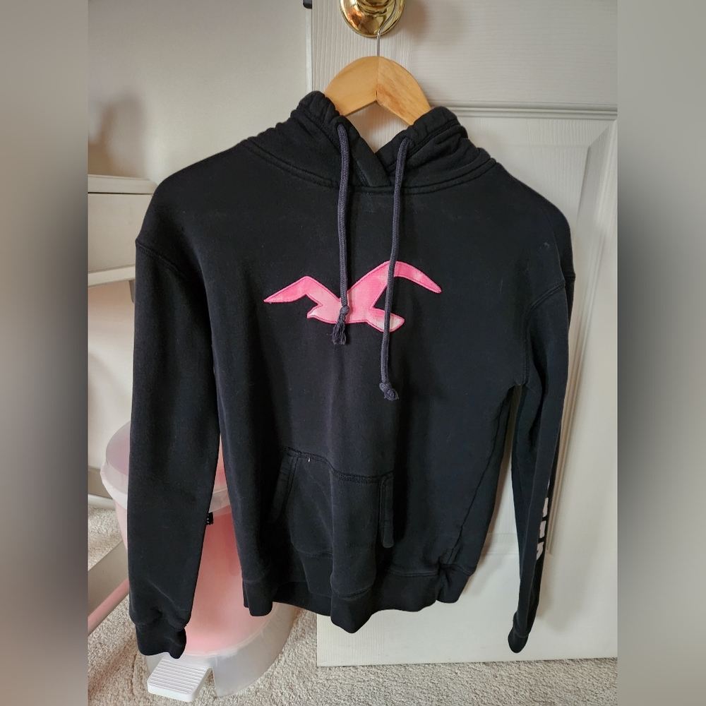 Hollister hoodie with logo
